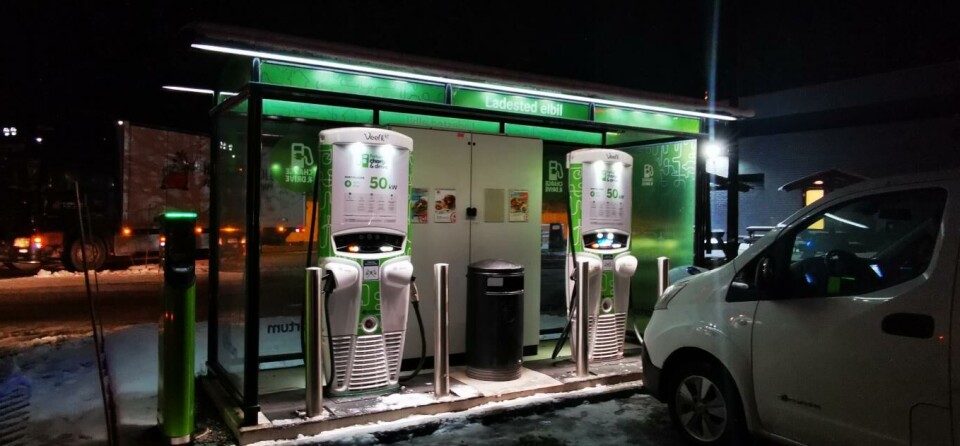 Enklere å sammenligne drivstoff- og strømpriser